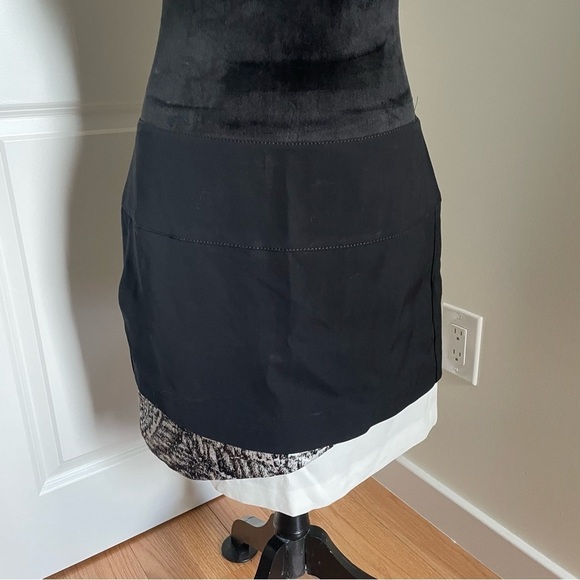 Helmut Lang Black White Multi-Layer Zip Back Viscose Mini Skirt EUC Size 6 - Picture 3 of 13